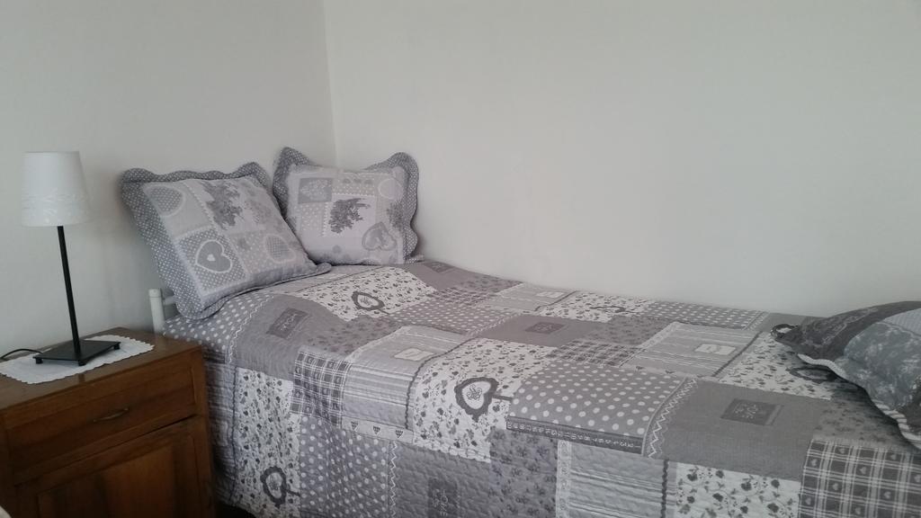 Apartment Iseo Lake Sale Marasino Pokój zdjęcie